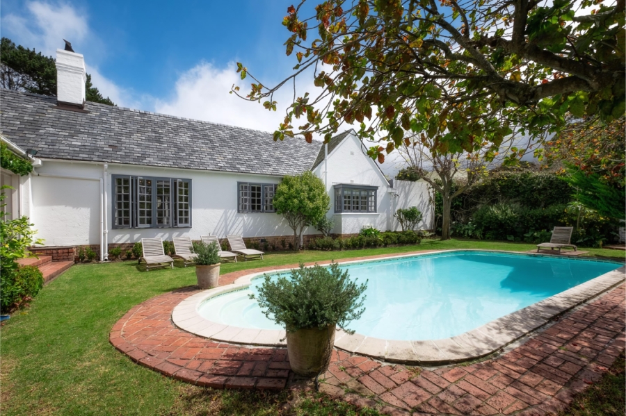 5 Bedroom Property for Sale in Kenilworth Upper Western Cape